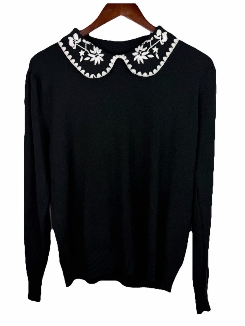 Aaeda | Black White Embroidered Peter Pan Collar Pullover Sweater